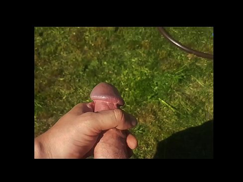 ❤️ Hete hottie laat zich in haar roze kutje neuken en spuitend klaarkomen in een zomerse tuin Porno at nl.mysexpics.ru ❤